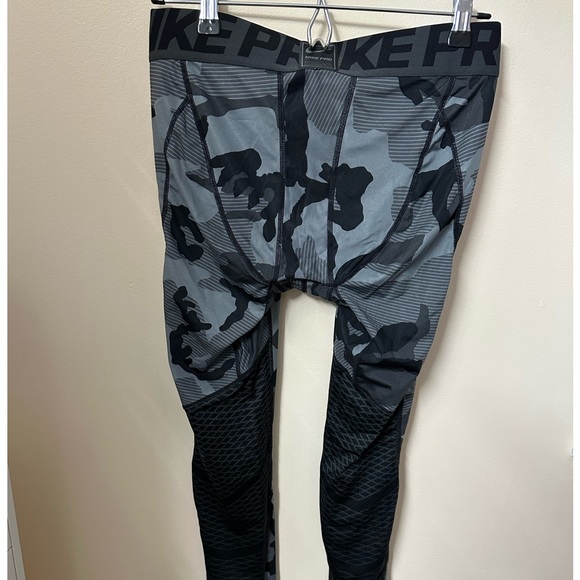Nike Pro Compression Pants (Black Camo) - Picture 2 of 3